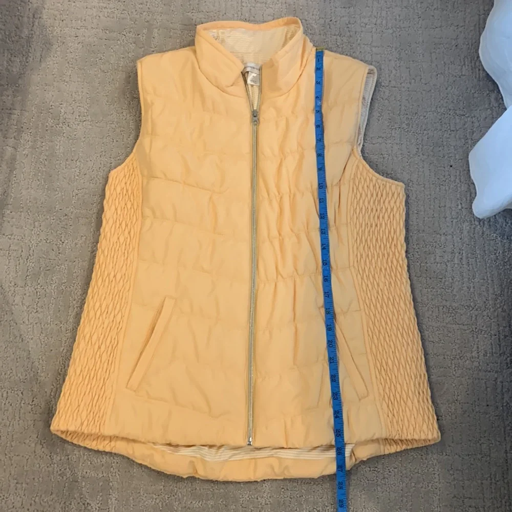 CJ Banks • vest